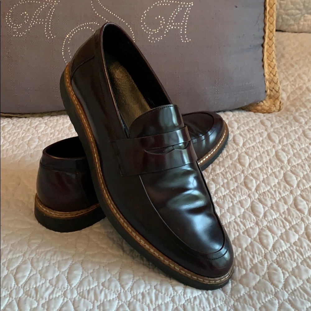 Size 11 Medium burgundy men’s loafers.